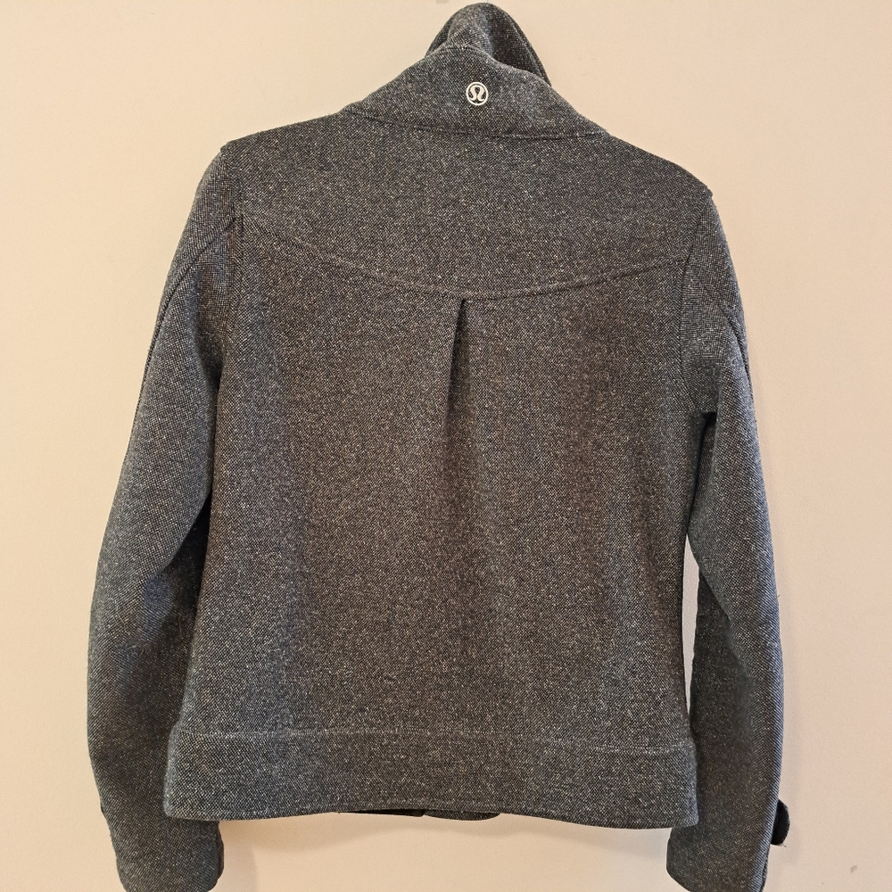 Lululemon Audrey jacket - Picture 3 of 9
